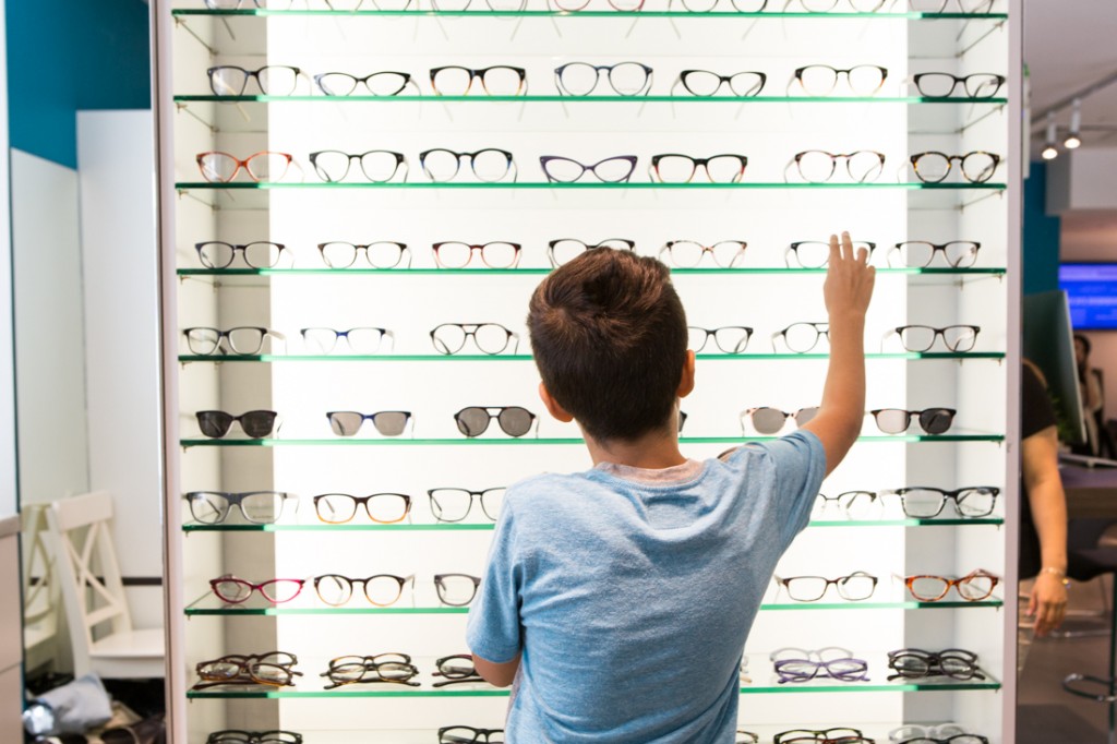 will glasses worsen kids eyesight