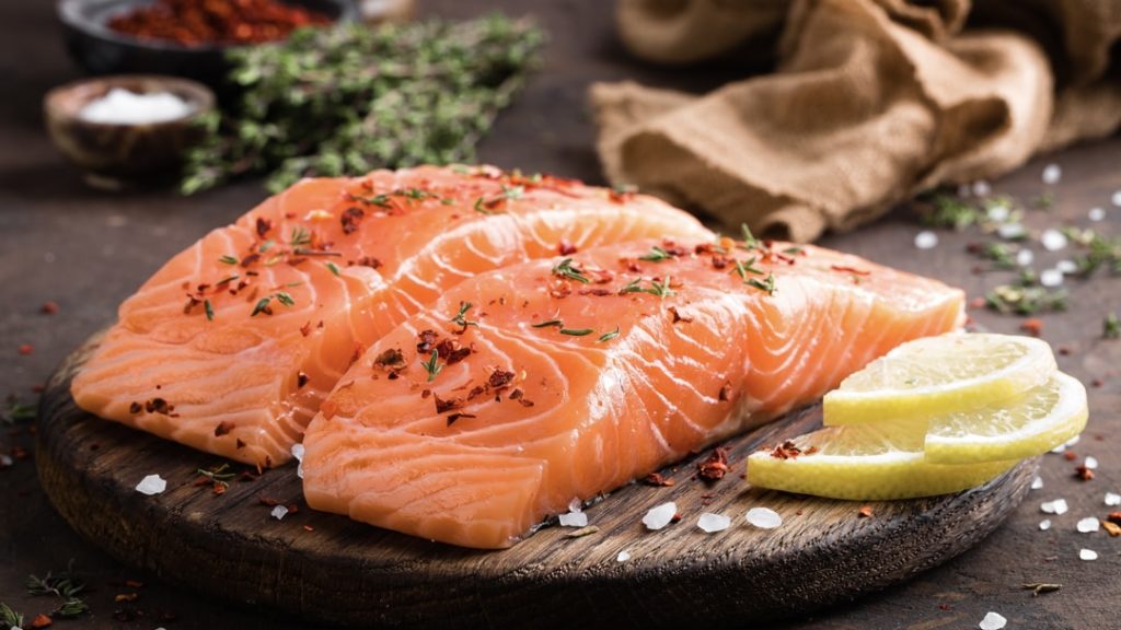 salmon omega 3 fats healthy eyes