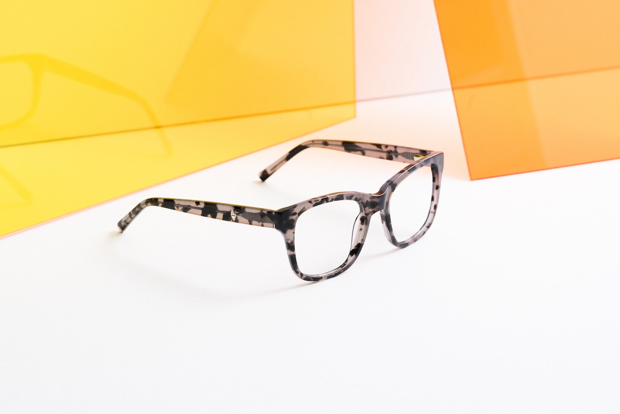 tortoiseshell eyeglasses