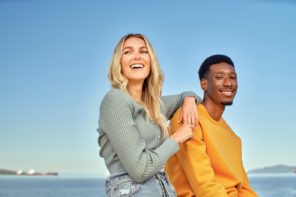 Can you swim with contact lenses? 